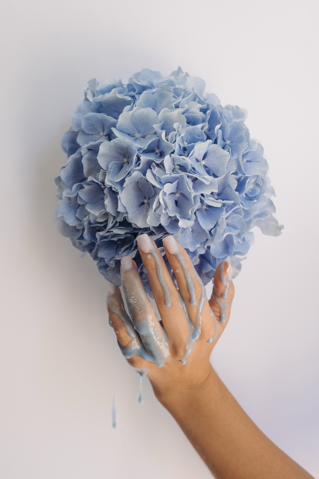 Victoria Medinskaya — Pure Exposure hand model